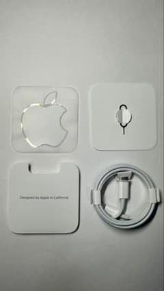 Apple純正 Lightningケーブル iPhone14 新品未使用 付属品のサムネイル