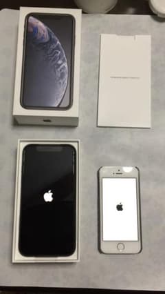 iPhoneⅩR 64GB 新品 おまけiPhone 5s 32GBのサムネイル