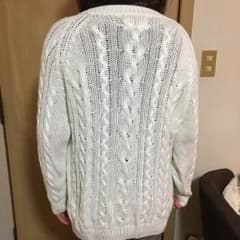 セーターのサムネイル