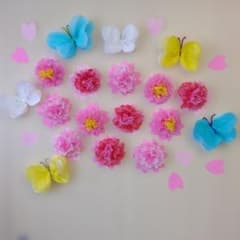 壁面飾り　春　桜と蝶のサムネイル