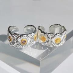 F53☆即日発送☆2個セット 指輪☆花 デザイン ペアリング フリーサイズのサムネイル