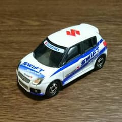 スイフトスポーツ トミカのサムネイル