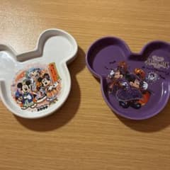 東京ディズニーリゾート ミッキー型 プレート 2枚セットのサムネイル