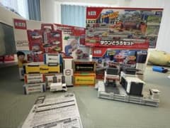 トミカ　整備基地　タウンどうろなど　街まとめ売り トミカ 整備基地 タウンどうろなど 街まとめ売り - メルカリ