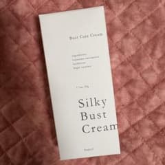 Silky Bust Cream 50gのサムネイル