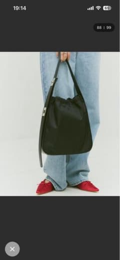 美品 un/neu コンビワンハンドルトートバッグのサムネイル
