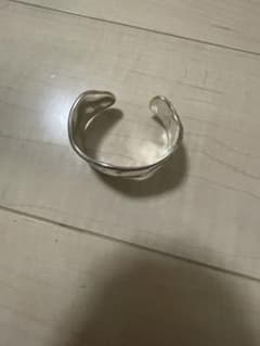 ウェーブシルバーバングル