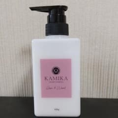 【ひろもどき様専用⠀】カミカ 黒髪クリームシャンプー KAMIKA 400gのサムネイル