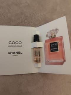 CHANEL ココ マドモアゼル クラッシュ アプソリュ サンプルのサムネイル