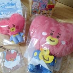 BT21 이치 반 쿠지 온라인 타타 봉제 장난감 아크릴 매력 솜털 마스코트