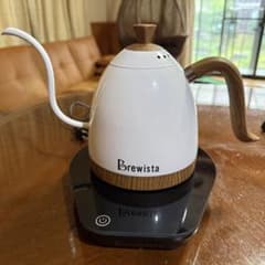 Brewista 電気ケトル 本体 ホワイト Brewista 電気ケトル 本体 ホワイト 木目調 - メルカリ