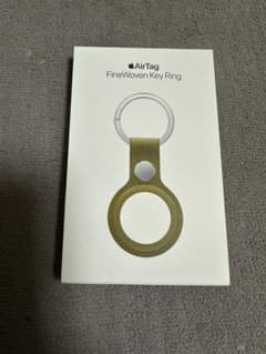 純正品】AirTag用 FineWoven Key Ringのサムネイル