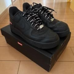 Supreme × Nike Air Force 1 Low "Black"のサムネイル