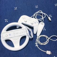 Wii コントローラー 各種 バラ売り可のサムネイル