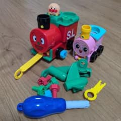 アンパンマン くみたてDIY ねじねじSLマン ポッポちゃんのサムネイル
