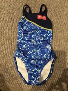 極美品⭐︎KONAMI 水着 女の子 130サイズ ワンピース コナミのサムネイル