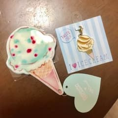 サーティワン 鏡とチャームのサムネイル