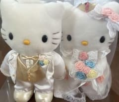 KTDNウェディングドレスキティ。ぬいぐるみのサムネイル