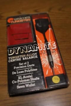 未使用品　unicorn DYNAMITE タングステンダーツセット イギリス製 未使用品 unicorn DYNAMITE タングステンダーツセット イギリス製