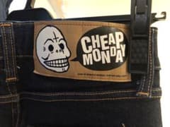 Cheap Monday 32のサムネイル