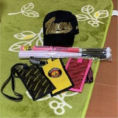阪神グッズのサムネイル