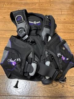 AQUA LUNG BCDのサムネイル