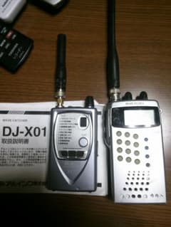 無線機２台のサムネイル