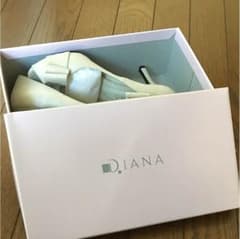 DIANA パンプスのサムネイル