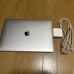 Macbook air M1 2020 付属品付きのサムネイル