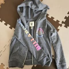 新品！！パーカー☆値下げ！！のサムネイル