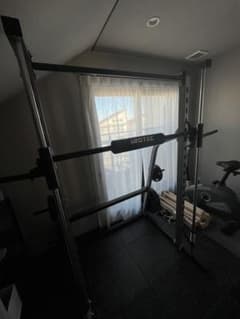 【美品/24年末購入】IROTEC スミスマシン・ベンチ・85kgプレートセット 美品/24年末購入】IROTEC スミスマシン・ベンチ・85kgプレートセット