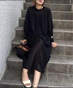 Audrey and John Wad コットンシルク袖リブギャザーワンピース Audrey and John Wad】コットンシルク袖リブギャザーワンピース