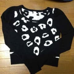 ムルーアMURUAレオパ柄パワショルニットのサムネイル