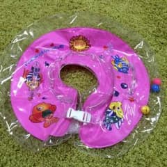 Mana様専用 ベビー 首浮き輪 夏楽 中古品のサムネイル