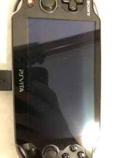 ps vita 初期型のサムネイル