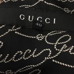 GUCCI ショートトレンチコートのサムネイル