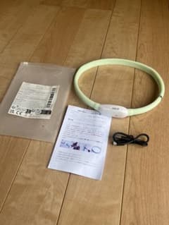 【新品未使用】　LEDライト付き犬用首輪のサムネイル