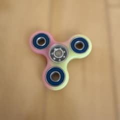 ハンドスピナーのサムネイル