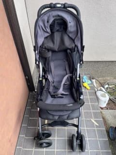 コンビ　ベビーカーのサムネイル