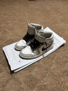 NIKE AIR JORDANグレーのサムネイル