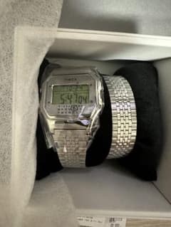 腕時計　mm6 timex 時計　メゾンマルジェラ　メゾン　マルジェラのサムネイル
