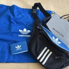 balenciaga ボディバッグ アディダス 3本ライン balenciaga ボディバッグ アディダス 3本ライン - メルカリ