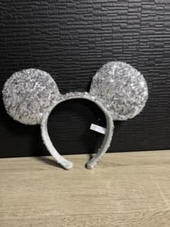 ディズニー カチューシャ シルバー スパンコールのサムネイル