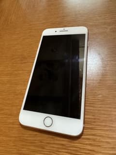 iPhone 8 Plus ローズゴールドSIMロック解除済みのサムネイル