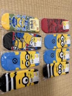 ミニオンソックス8足セット 22〜24cmのサムネイル