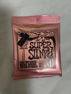 Ernie Ball Super Slinky 2223 弦のサムネイル