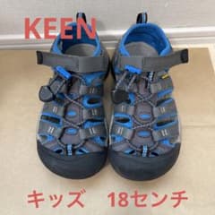 美品☆ キーン　KEEN サンダル　キッズ　18センチ　男の子　青　黒のサムネイル