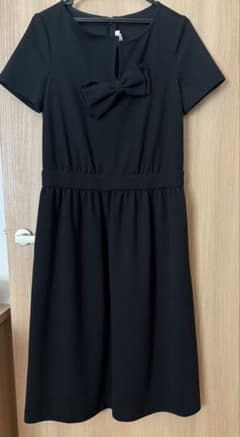 【美品】2012AW コムデギャルソン 胸元リボン ワンピース黒 S 希少日本製 美品】2012AW コムデギャルソン 胸元リボン ワンピース黒 S 希少日本製