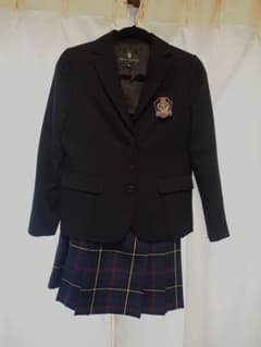 卒業・入学・受験用キッズスーツ(女の子用)のサムネイル