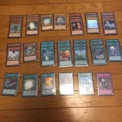 遊戯王 青眼デッキ エクストラ不十分 +儀式パーツetcのサムネイル